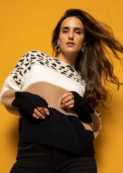 Oversize Pullover mit Leo-Print, schwarz/camel/offwhite